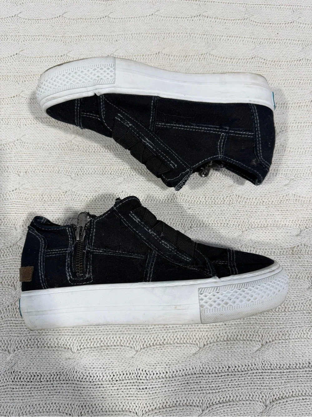 Blowfish Black and White low-Top Sneakers